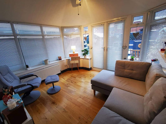 Finished Conservatory - Case Study|Attaching battens to Conservatory Roof|FJT EQ and counter battens|Putting up Plasterboard|GW Trustpilot Review